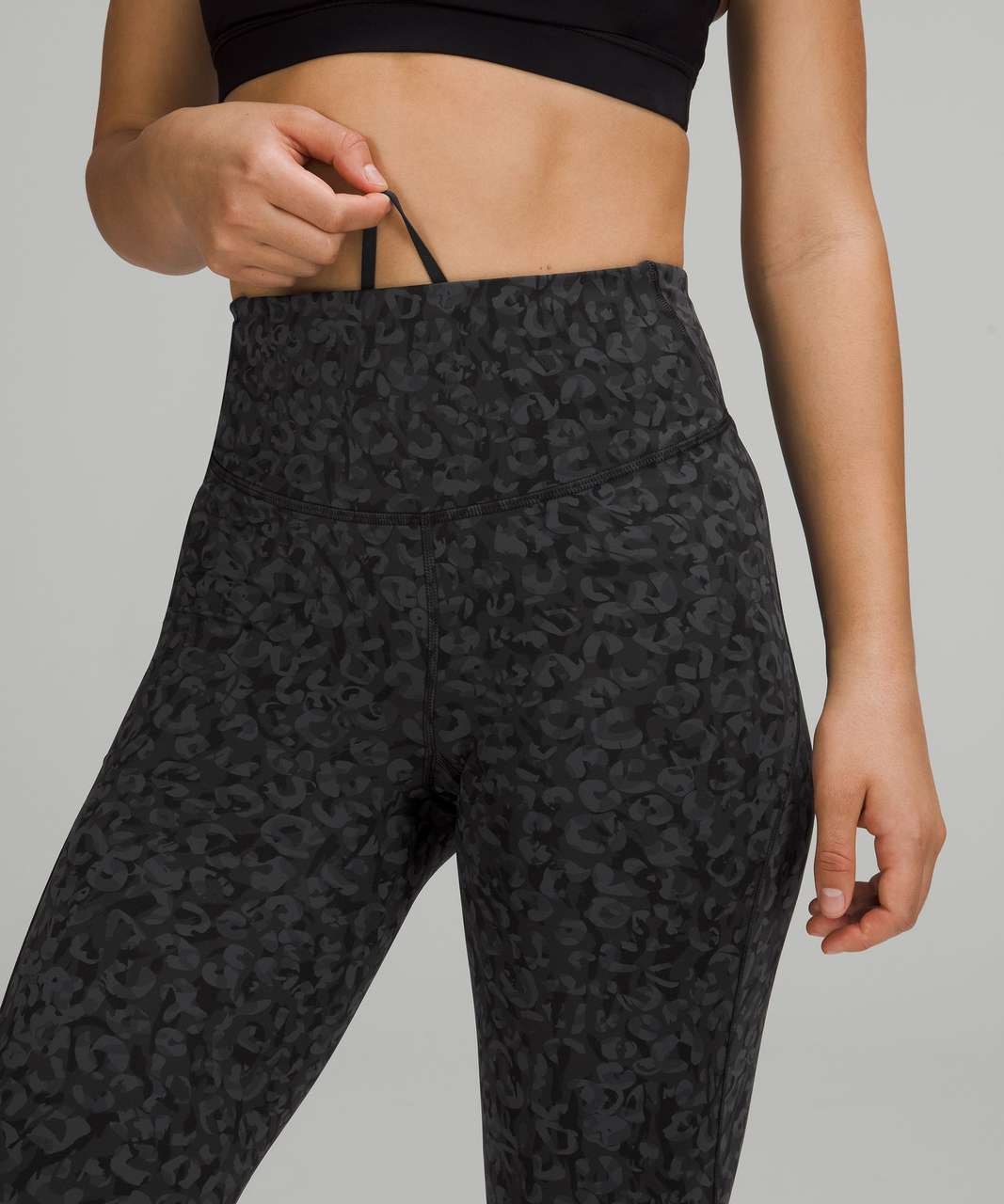 Lululemon Base Pace High-Rise Running Tight 28 - Intertwined Camo Deep  Coal Multi - lulu fanatics