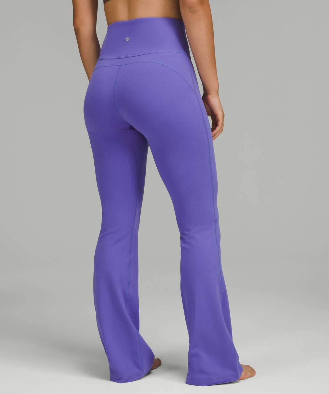 https://storage.googleapis.com/lulu-fanatics/product/73186/1280/lululemon-groove-super-high-rise-flared-pant-nulu-charged-indigo-052878-391516.jpg