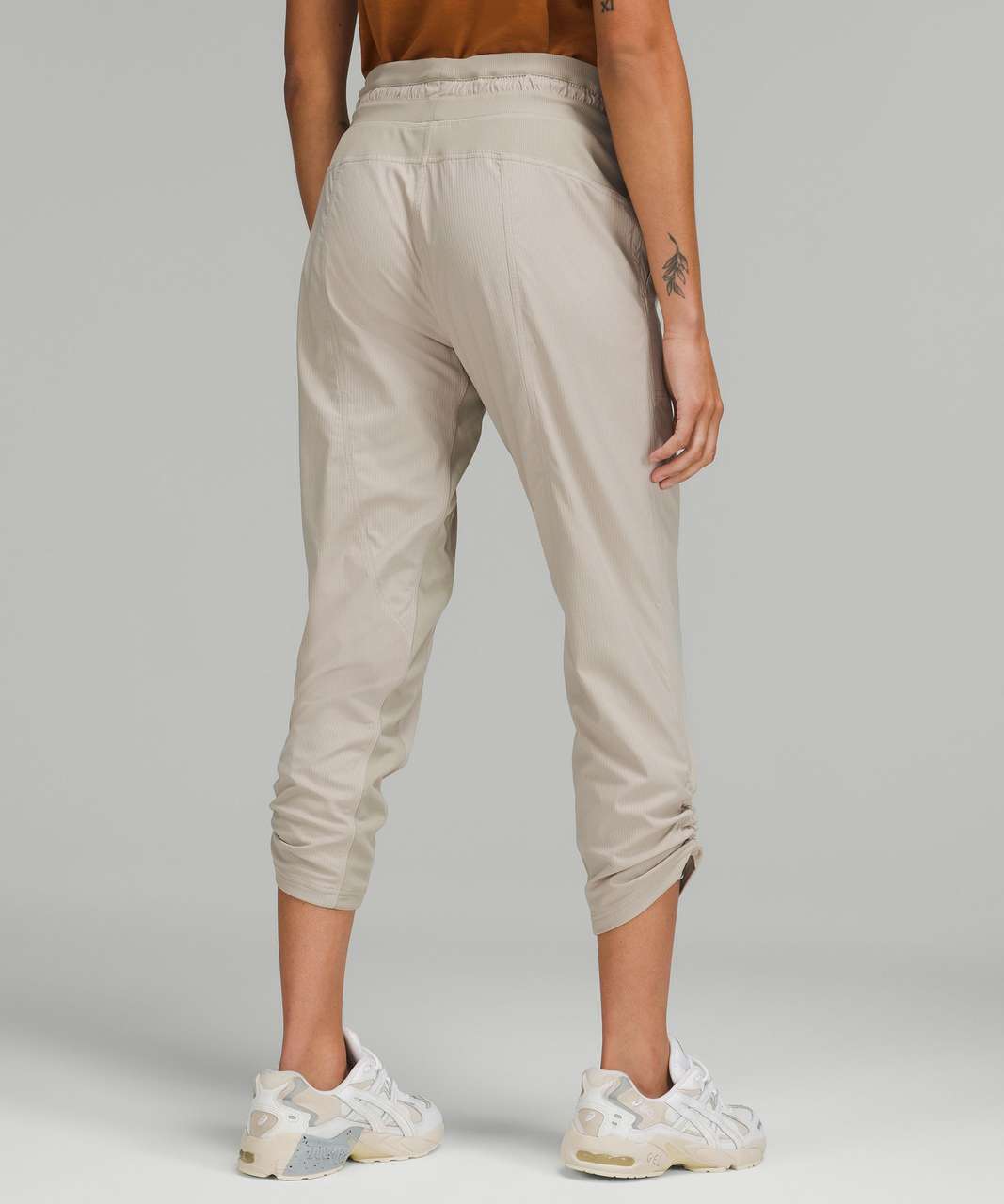 Dance Studio Mid-Rise Lined Cropped Pants, Bone