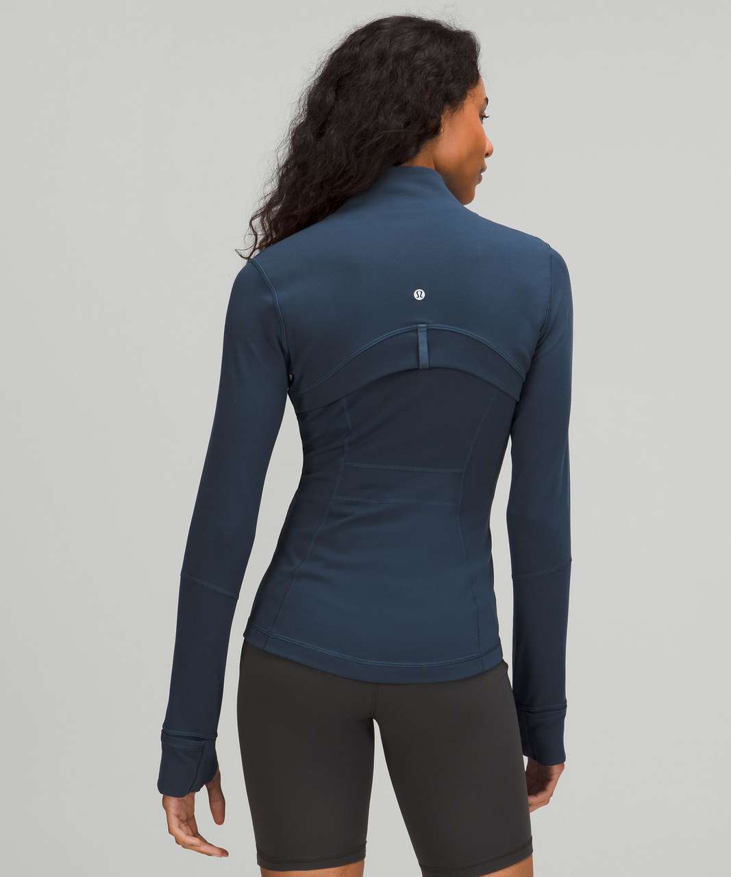 https://storage.googleapis.com/lulu-fanatics/product/73339/1280/lululemon-define-jacket-luon-mineral-blue-030384-392265.jpg