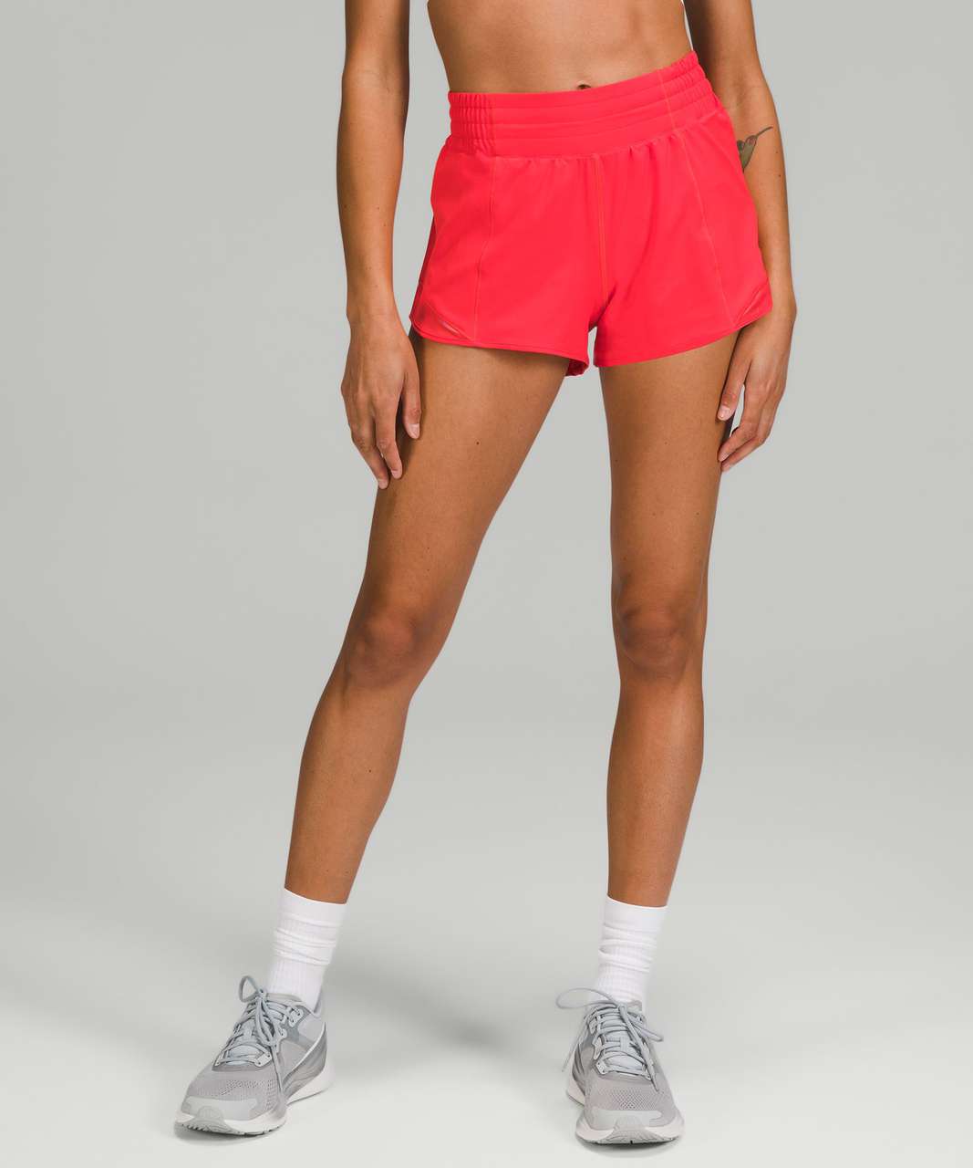 Lululemon Hotty Hot High-Rise Lined Short 2.5" - Carnation Red