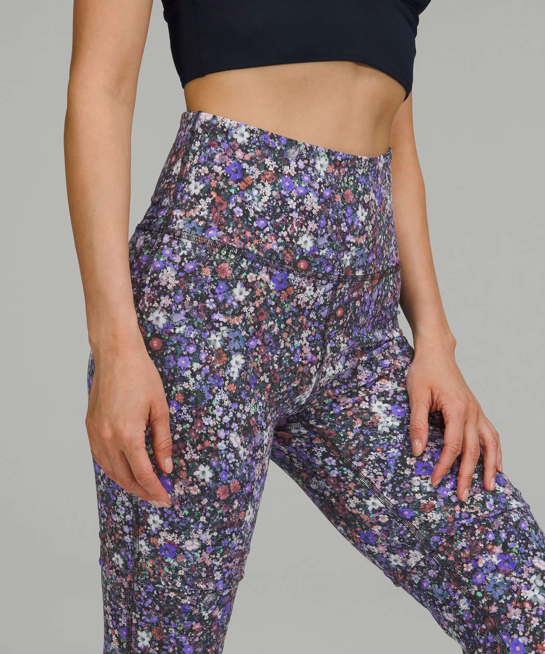 Lululemon Groove Super-High-Rise Flared Pant *NuluFlower Burst Multi Print  SZ 4