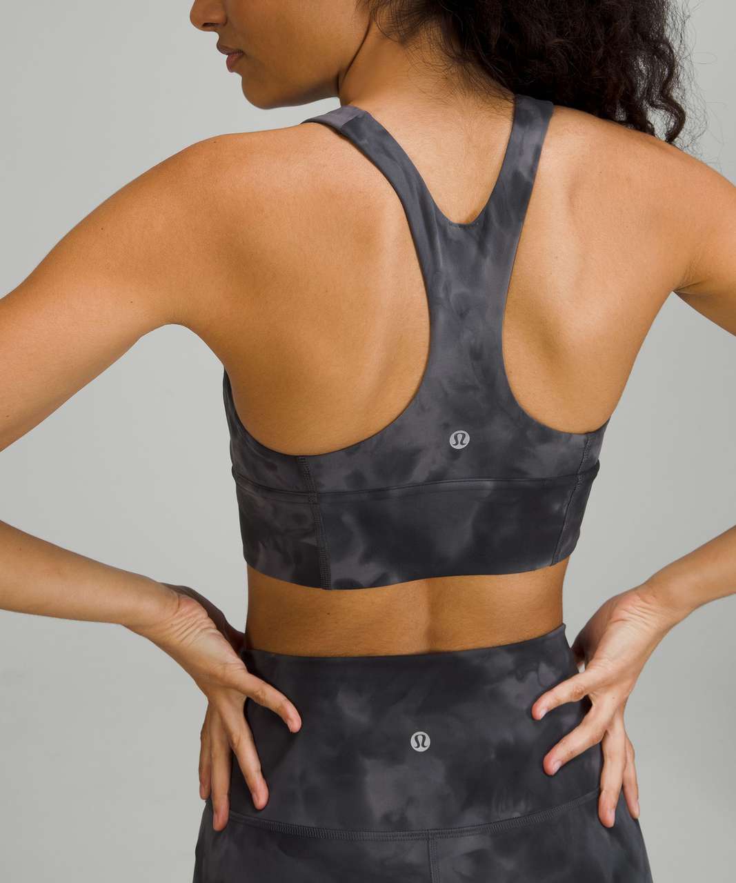 Lululemon Logo Train Strappy Bra *Light Support, B/C Cup - Black / Graphite  Grey - lulu fanatics