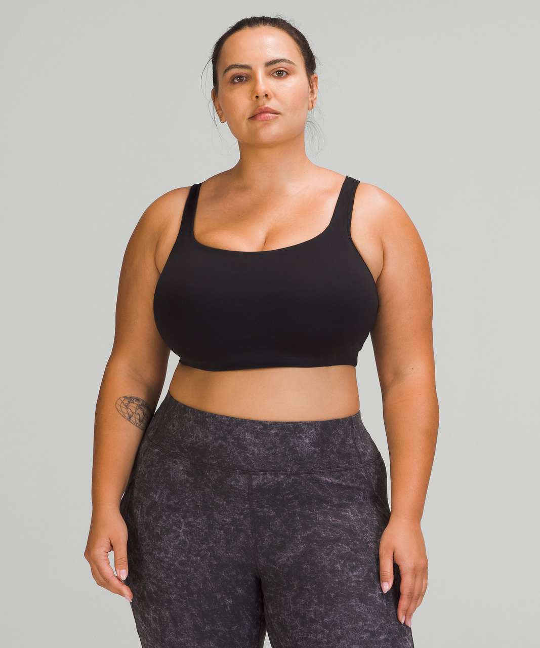 Lululemon All Powered Up Bra *Medium Support, A-G Cups - Black (First  Release) - lulu fanatics