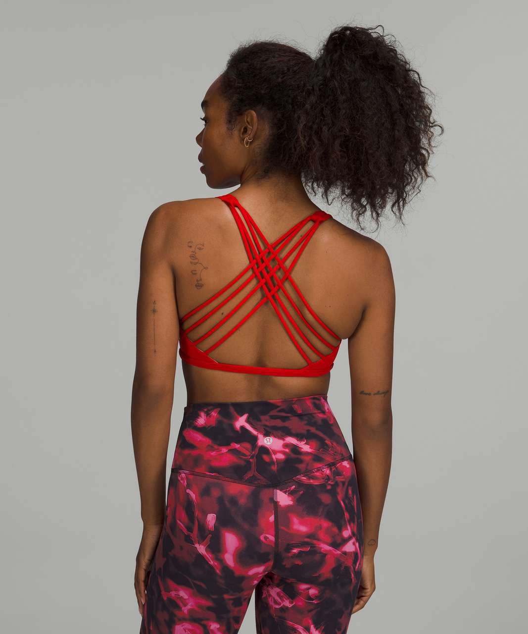 https://storage.googleapis.com/lulu-fanatics/product/73457/1280/lululemon-free-to-be-bra-wild-light-support-a-b-cup-dark-red-028948-392799.jpg