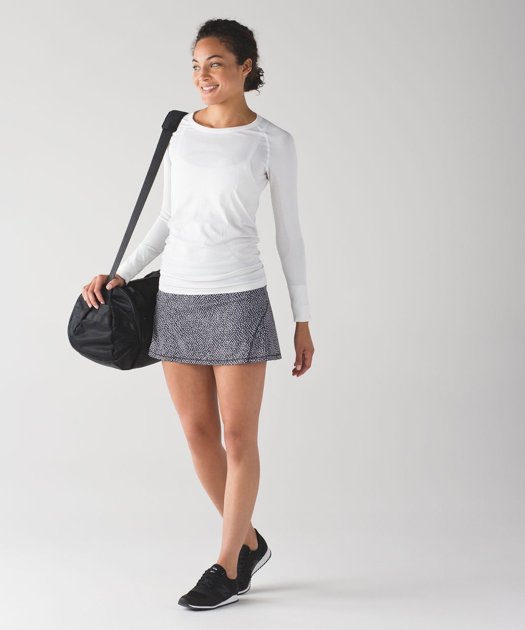 Lululemon Circuit Breaker Skirt (Regular) (13") - Scatter Star Arctic Grey Black / Black