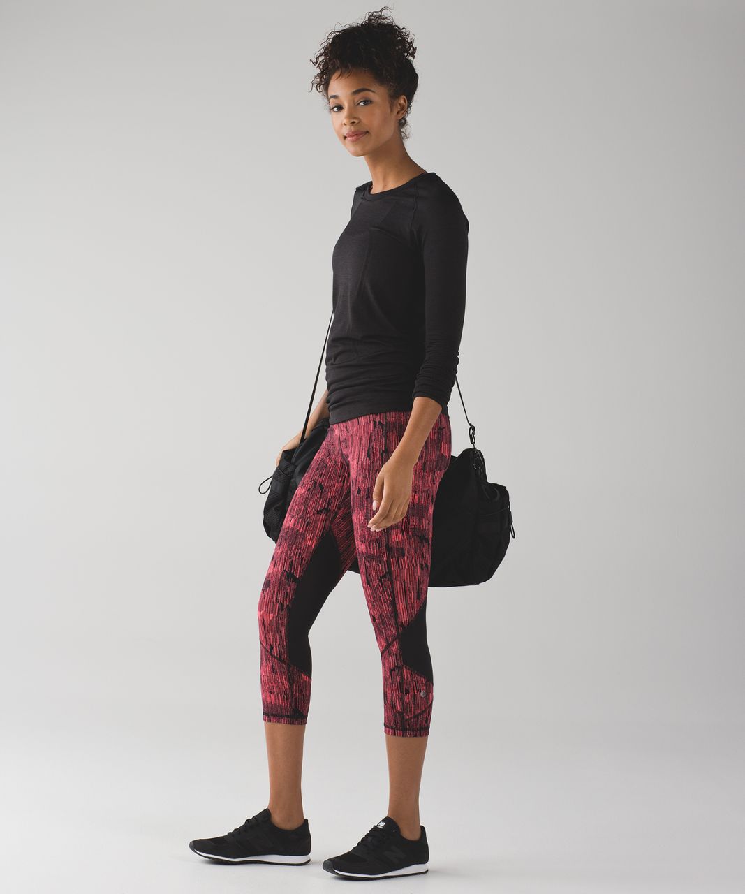 Lululemon Pace Rival Crop (19") - Down Pour Electric Coral Black / Black