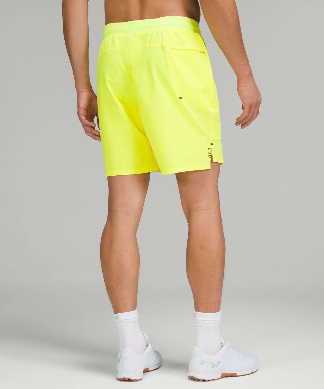 Lululemon License to Train Linerless Short 7" - Electric Lemon