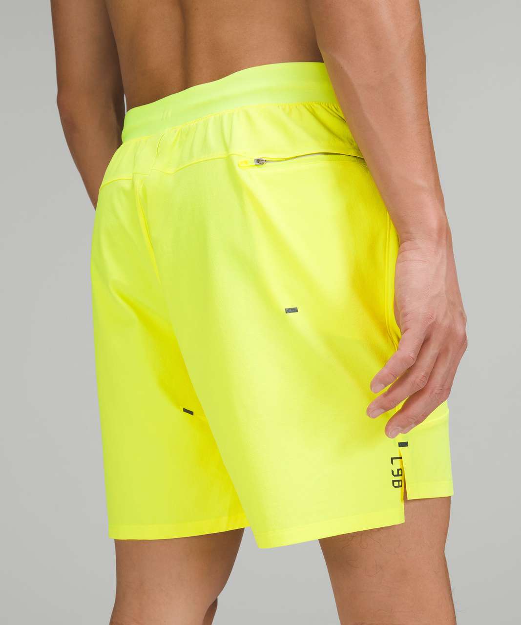 Lululemon License to Train Linerless Short 7" - Electric Lemon