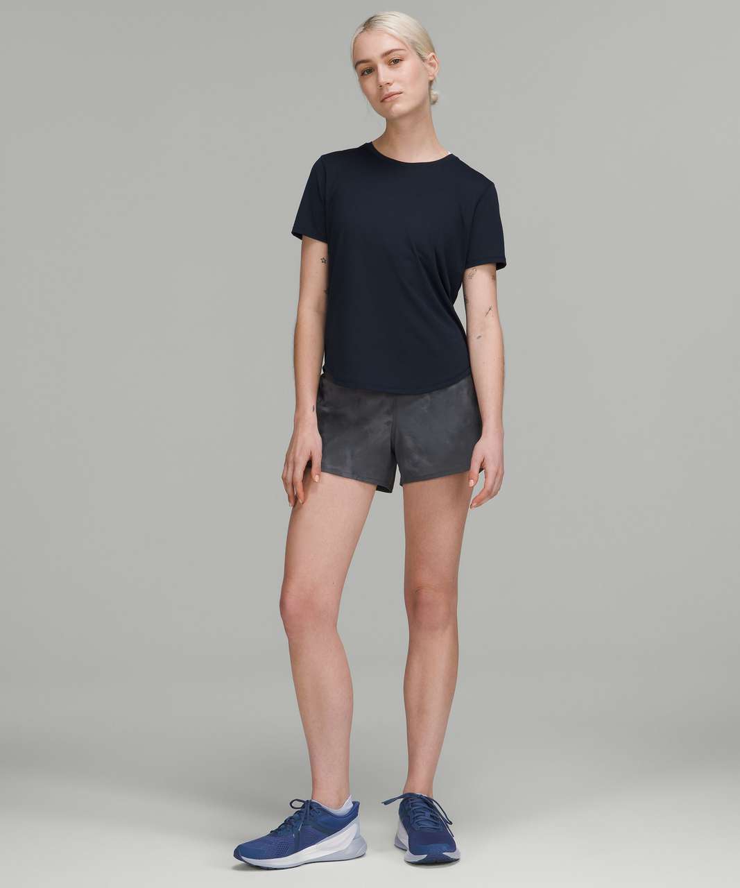 Speed Up Mid-Rise Lined Shorts 4