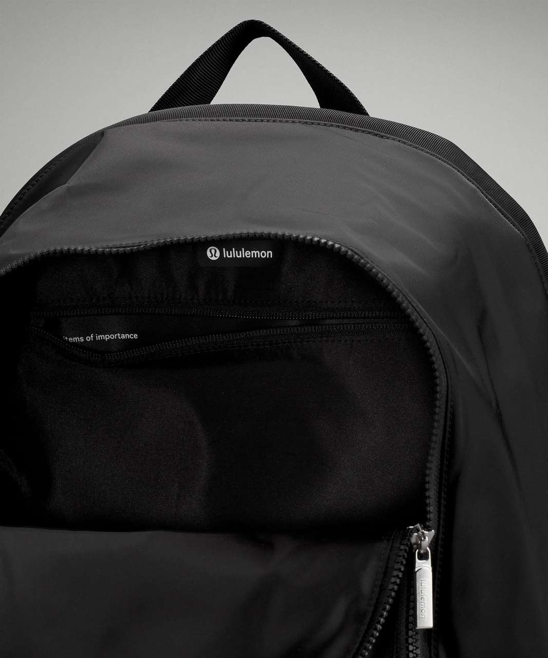 Lululemon City Adventurer Backpack 20L - Black / Graphite Grey