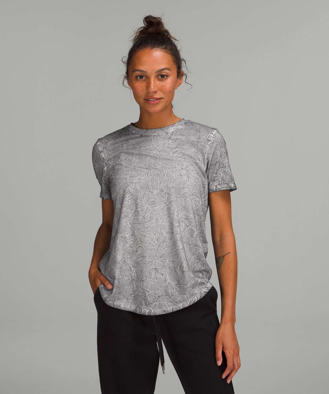 Lululemon Love Crew T-Shirt - Summit Wash Graphite Grey