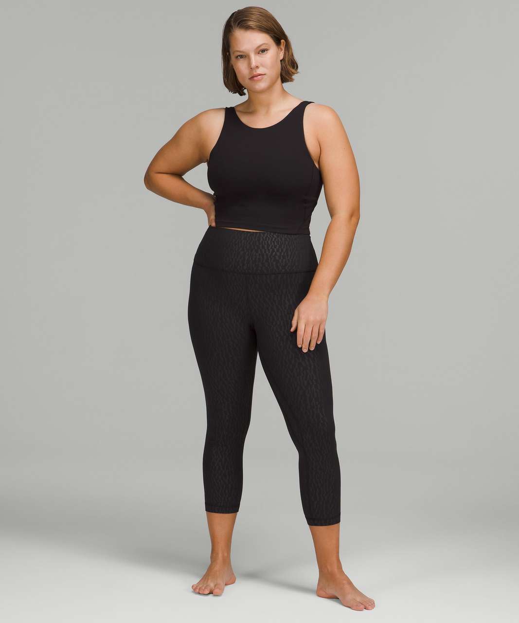 Black Lululemon High Rise 23” Leggings. Size 2. In