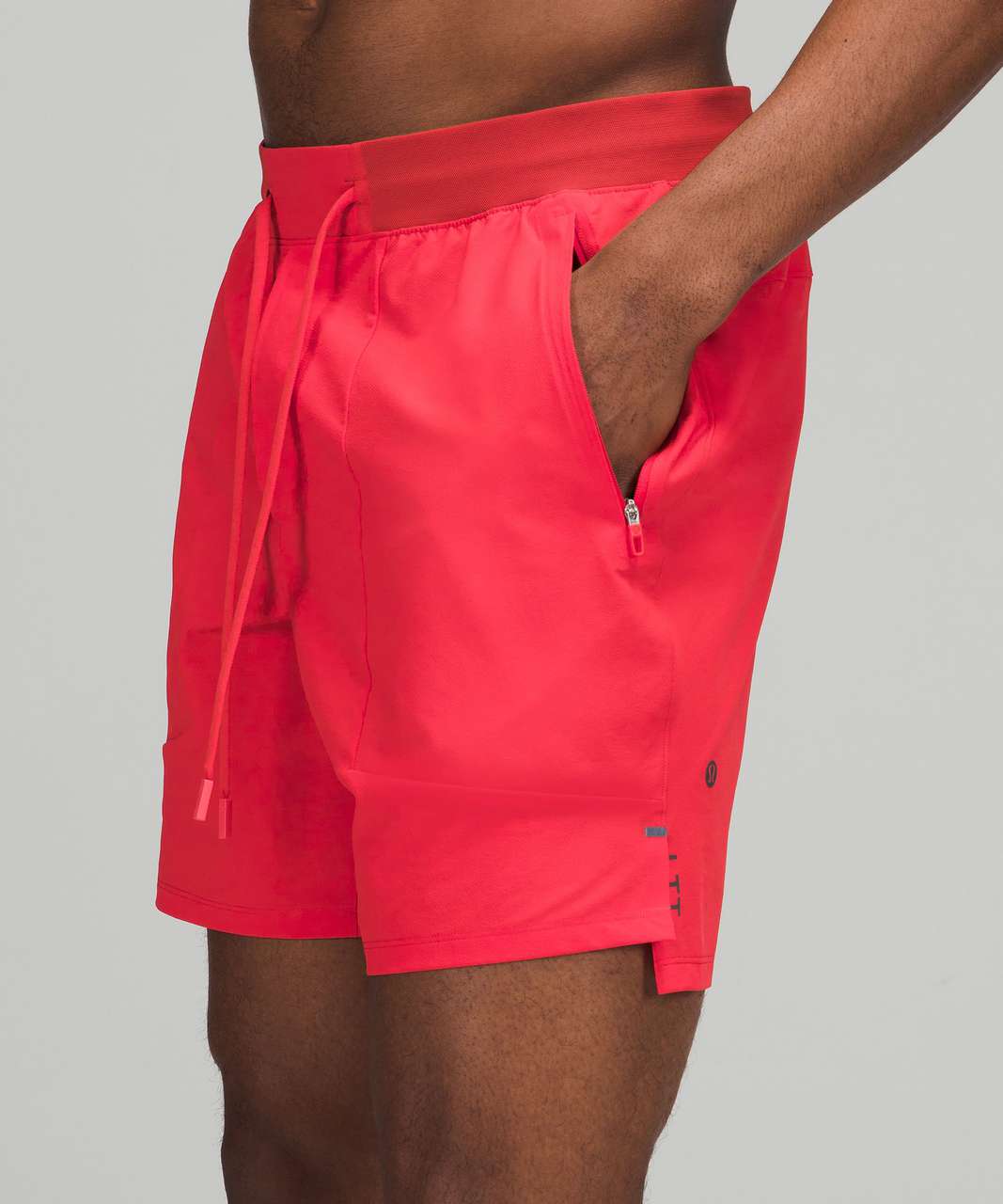 Lululemon License to Train Linerless Short 7" - Love Red