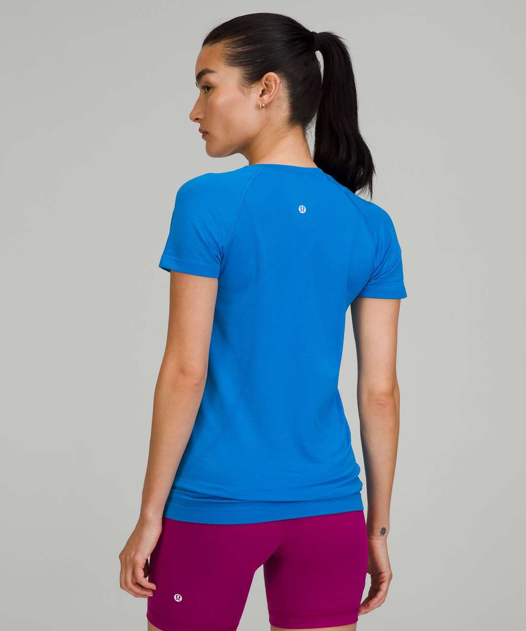 Lululemon Swiftly Tech Short Sleeve Shirt 2.0 - Poolside / Poolside