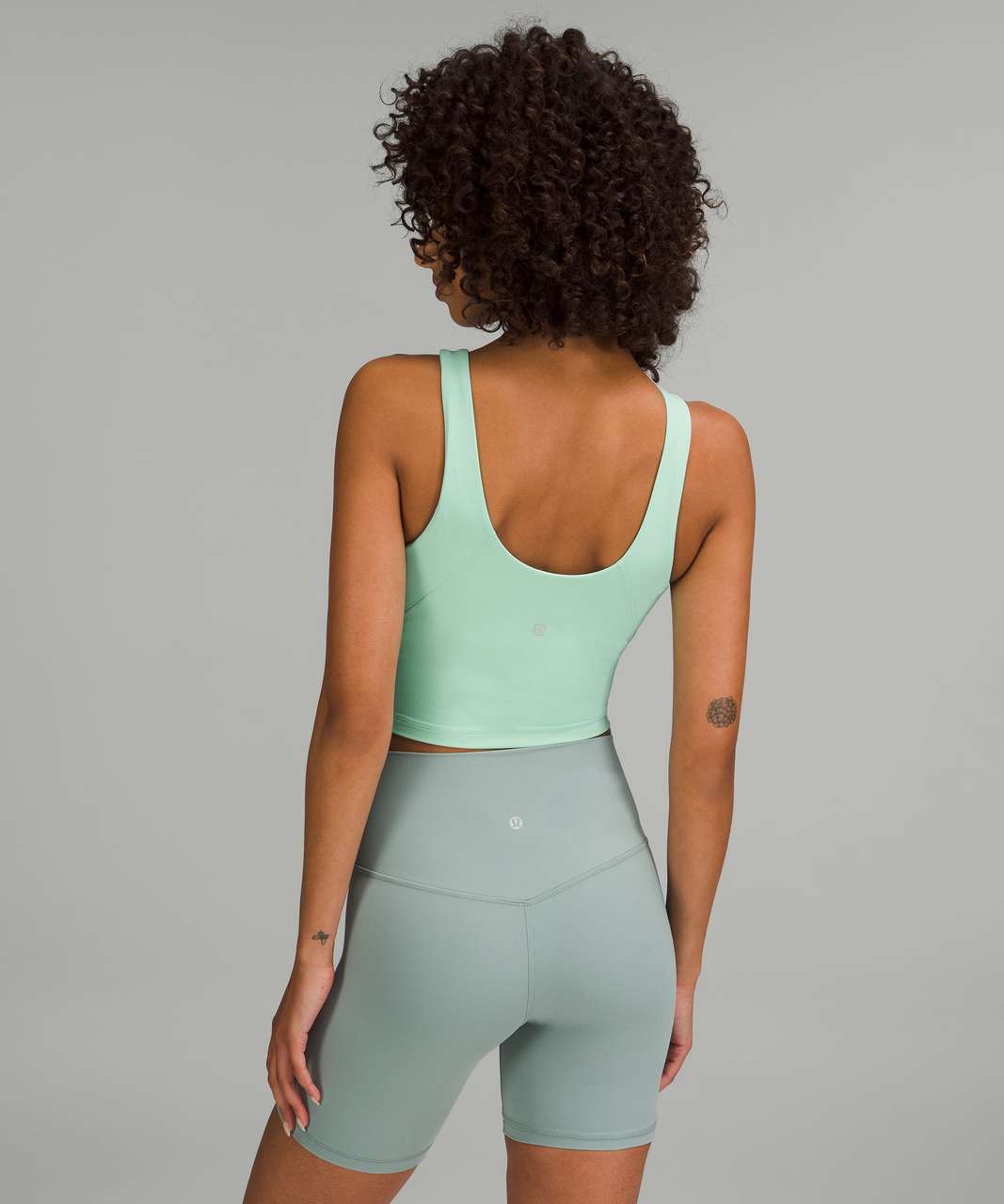 LULULEMON size 8 Mint Green/White tank top toggle cinched waist-CK