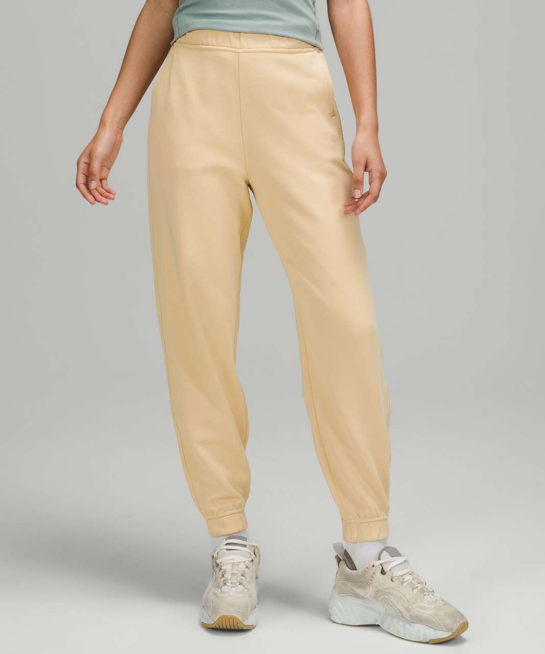 Lululemon Relaxed High-Rise Jogger - Prosecco - lulu fanatics