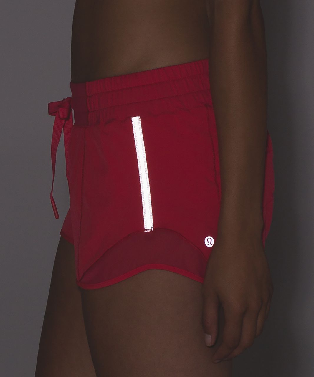 NEW LULULEMON Hotty Hot 2.5 LR Short 0 2 4 6 8 10 Sonic Pink