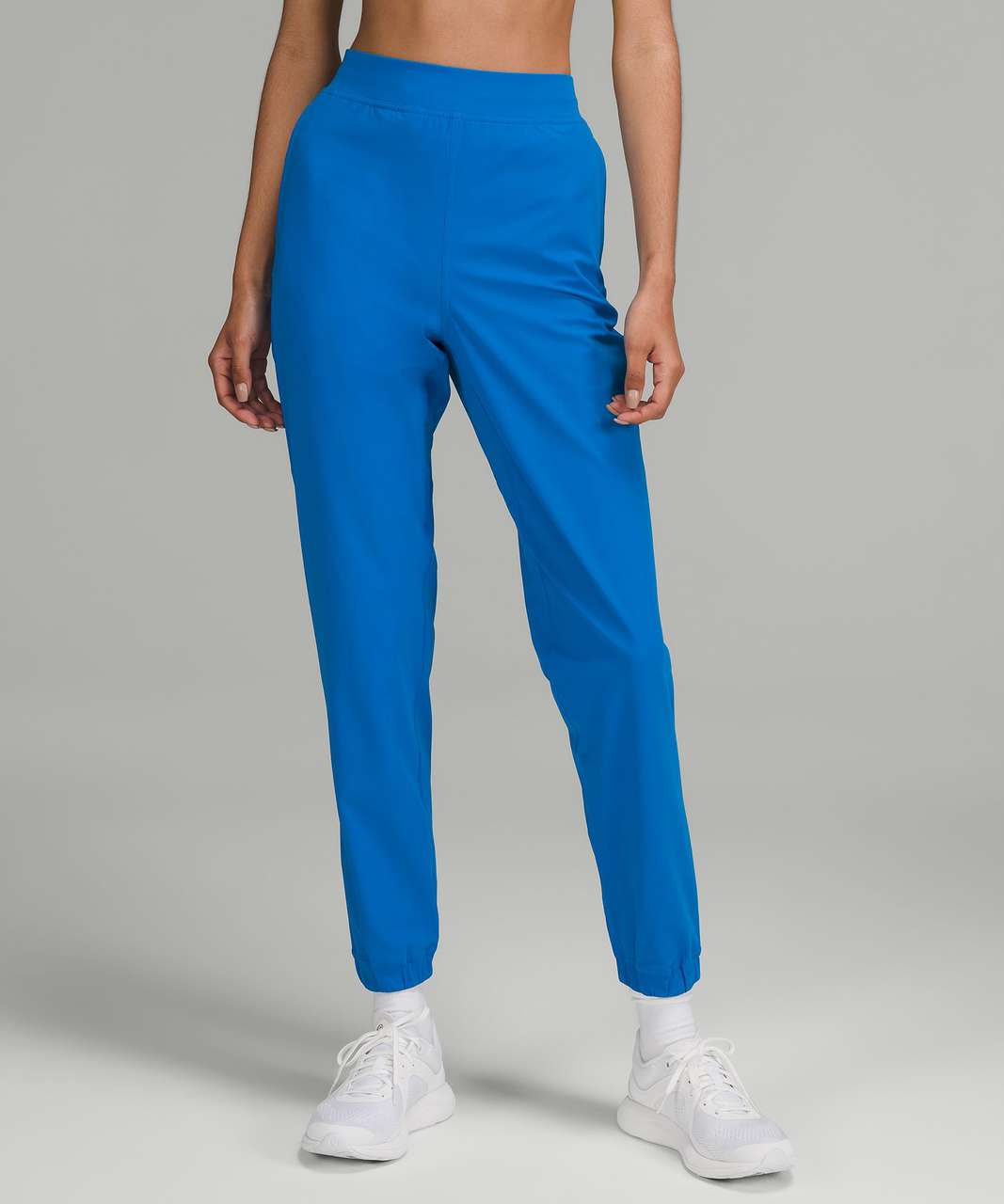 LULULEMON ADAPTED STATE JOGGER WOMEN'S 4  Maxx Liquidation Marketplace &  Online Auctions