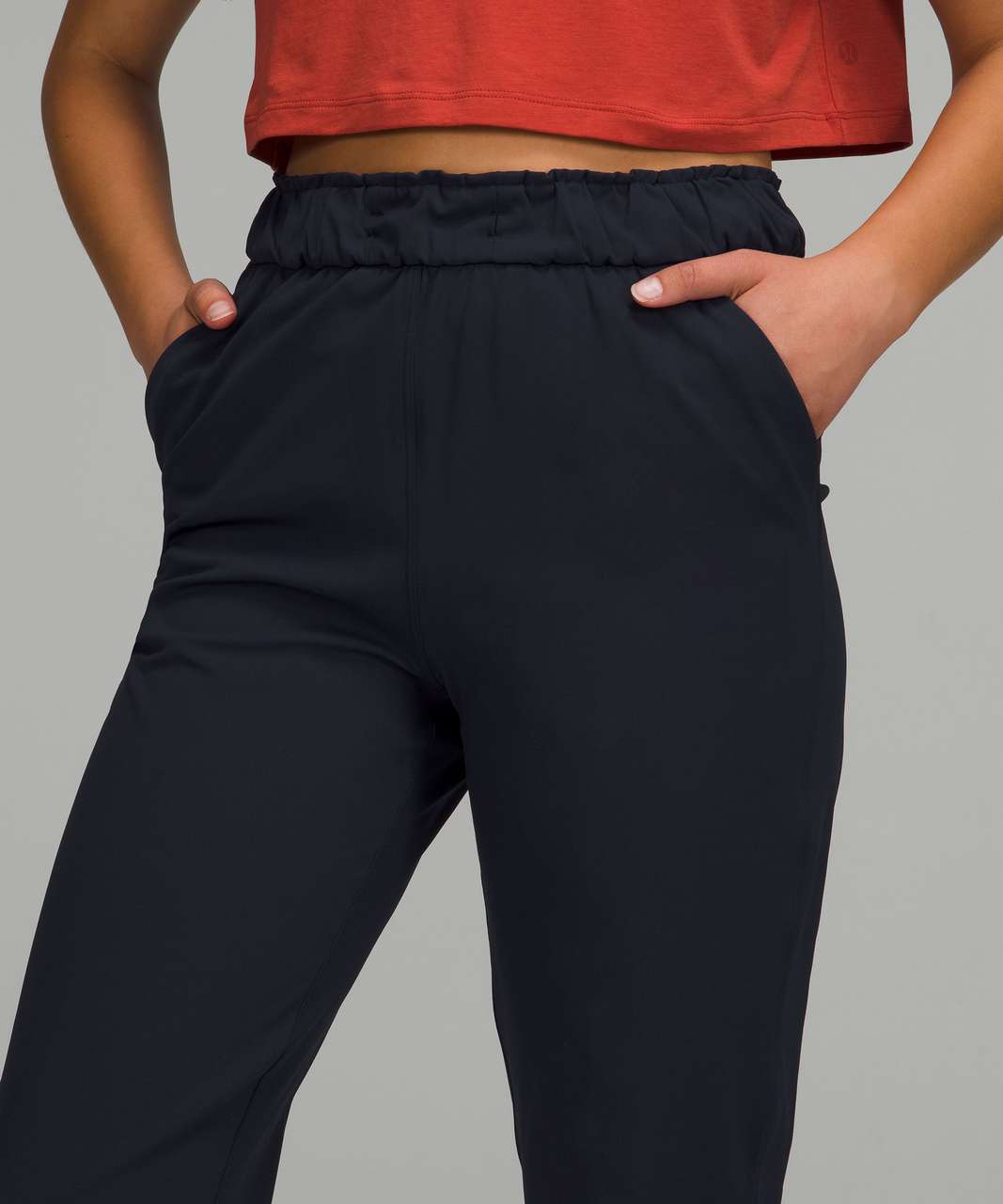 I got a free pair of Softstreme High-Rise Pant by accident in my mail  order??? (size 6, true navy) - See comments : r/lululemon