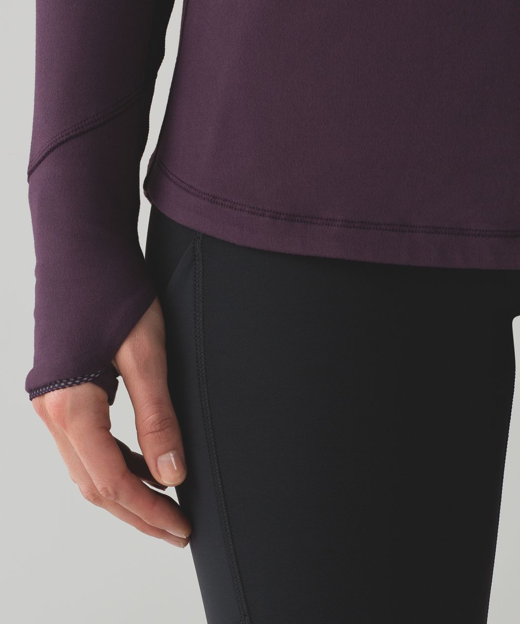 Lululemon Outrun Long Sleeve - Black Cherry