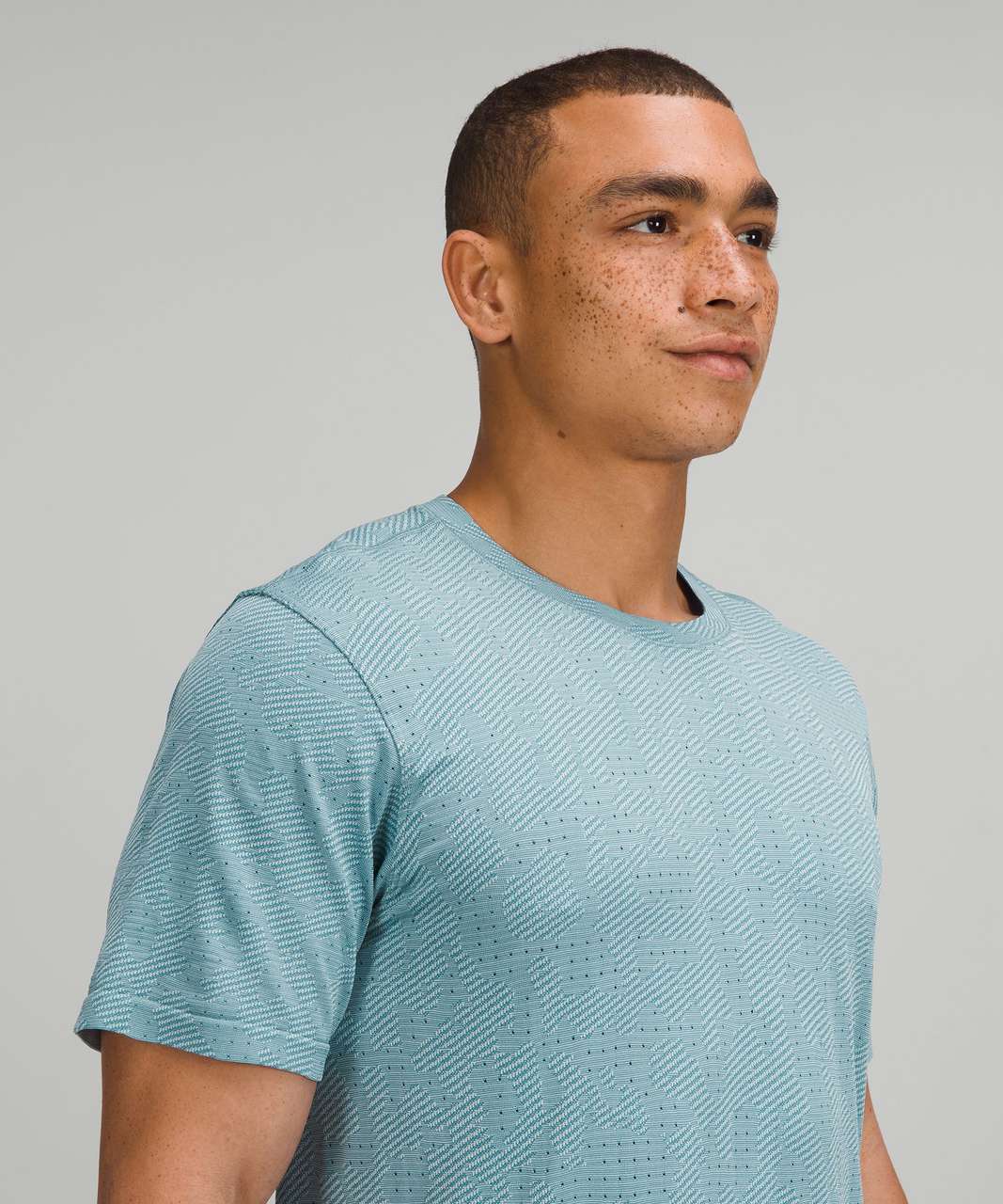 Lululemon Metal Vent Breathe Short Sleeve Shirt - Covered Camo Soft Denim / Sheer Blue