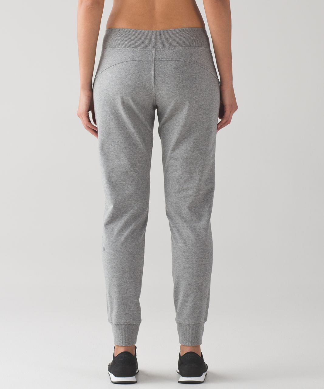 womens lululemon joggers