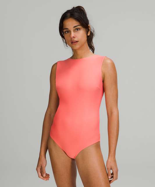 NWT Lululemon Waterside One-Piece Swimsuit *B/C Cup, Medium Bum ,size M
