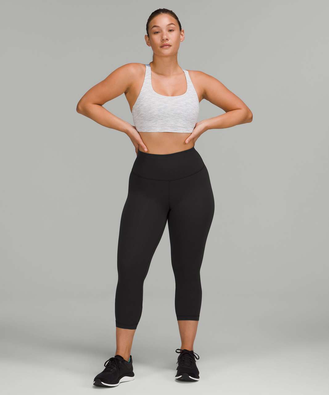 Authentic Lululemon Wunder Train HR Crop 23 Size 8 Black NWT Logo Leg