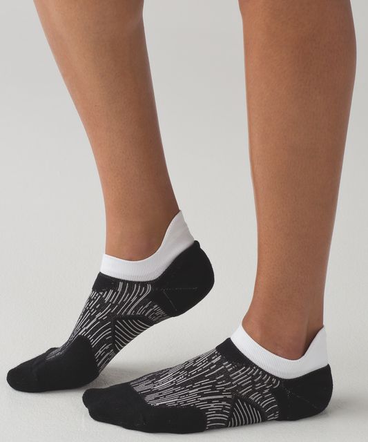 Lululemon High Speed Sock - White / Black - lulu fanatics