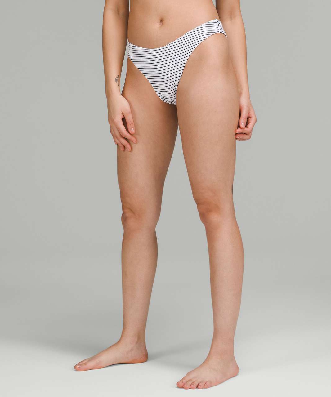 Lululemon Smocked Bikini Swim Set, Size 6 B/C Square Top, Mid Rise Skimpy  Bottom 