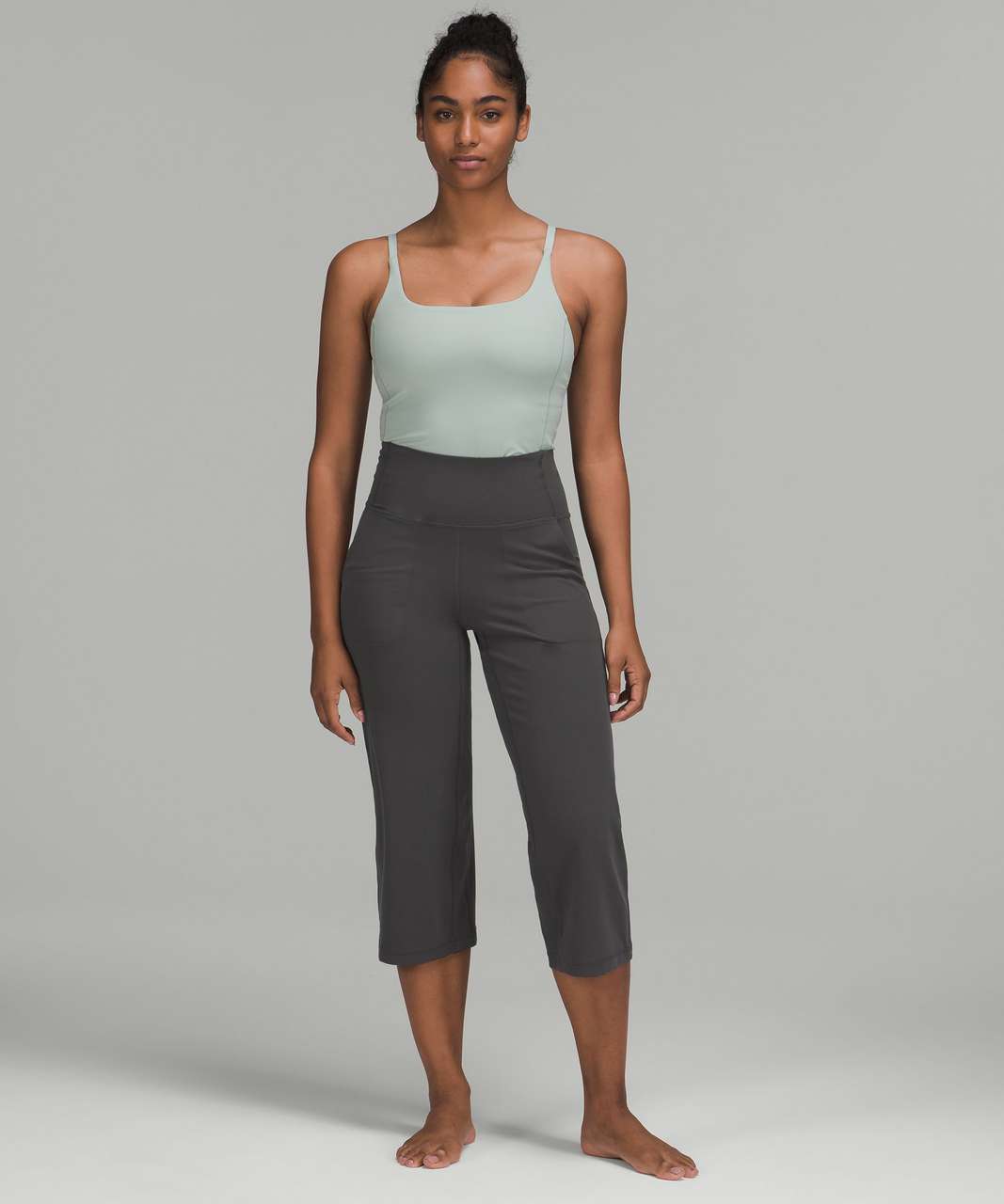 Lululemon Align Wide Leg Super-High-Rise Crop 23 Size 6 Graphite Grey 76820