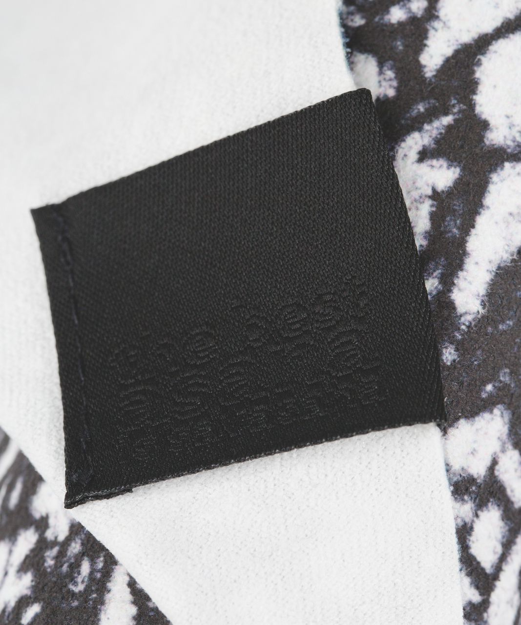 Lululemon The (Small) Towel - Ice Breaker White Black