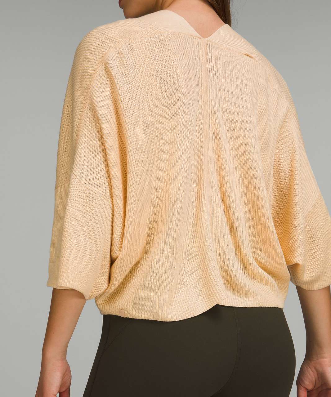 Lululemon Boxy Cashlu Knit Wrap - Prosecco