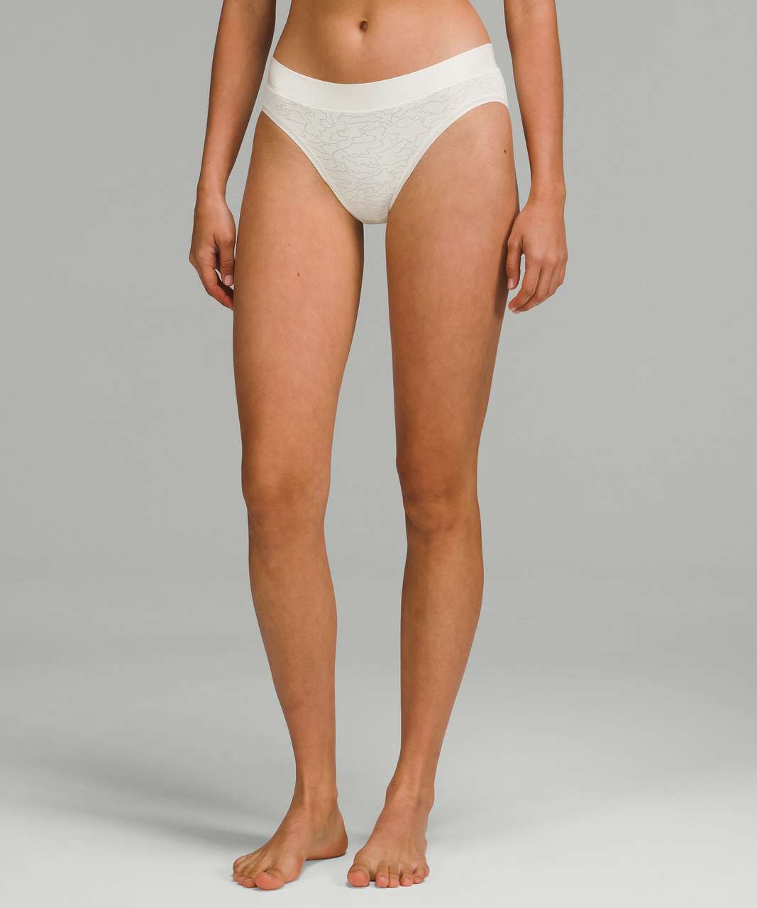 Lululemon UnderEase Lace Mid-Rise Bikini Underwear - Malibu Peach / Lace