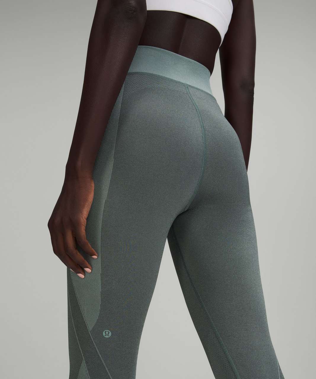 Lululemon lab Seamless Super-High-Rise Training Crop 23" - Misty Glade