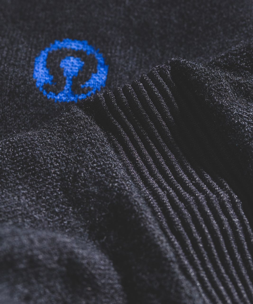 Lululemon Runderland Sock - Black / Cerulean Blue