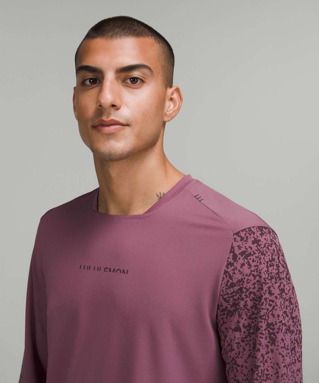 Lululemon Square-Neck Running Long Sleeve Shirt - Vintage Lululemon Square-Neck Running Long Sleeve Shirt - Vintage