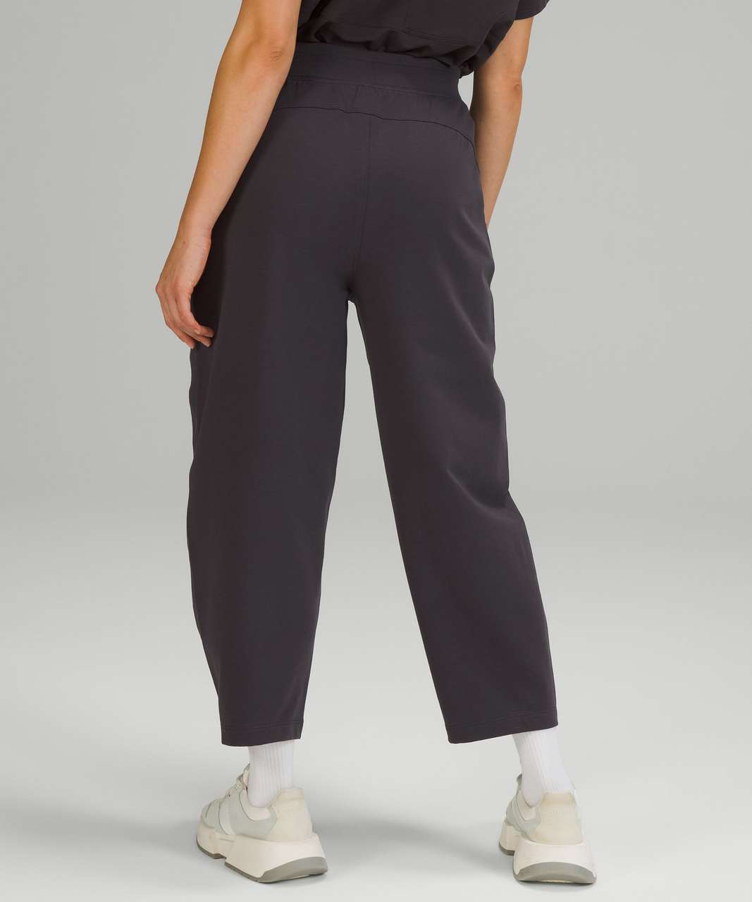 Lululemon LA Barrel Leg Pant - Black Granite