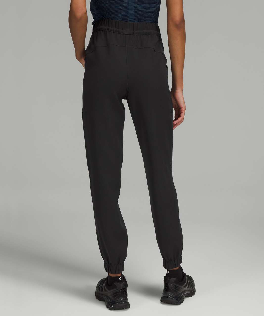 Lululemon Relaxed Mid-Rise Cargo Pant - Black - lulu fanatics