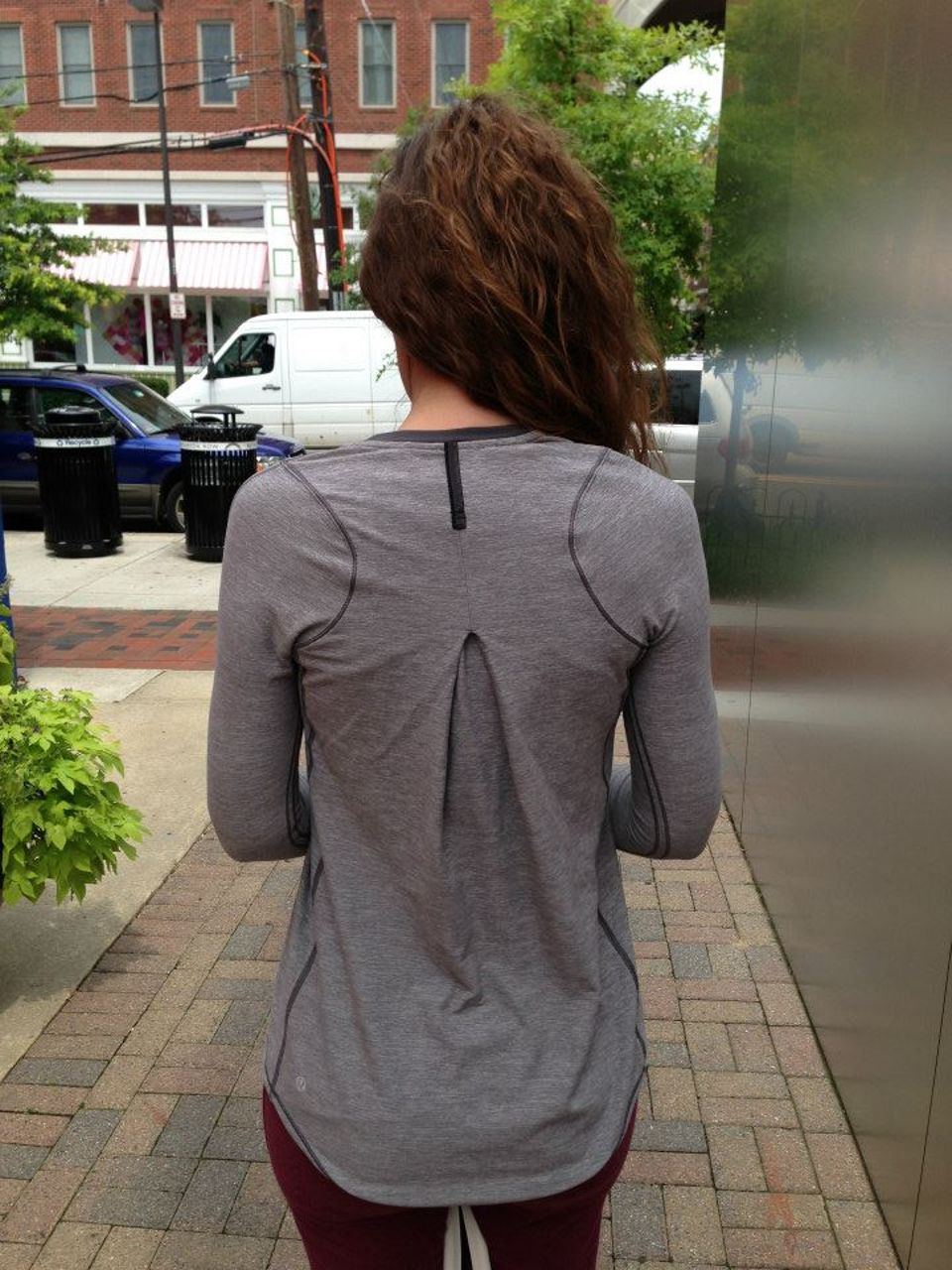 Lululemon Tuck and Flow Long Sleeve - Heathered Soot Light