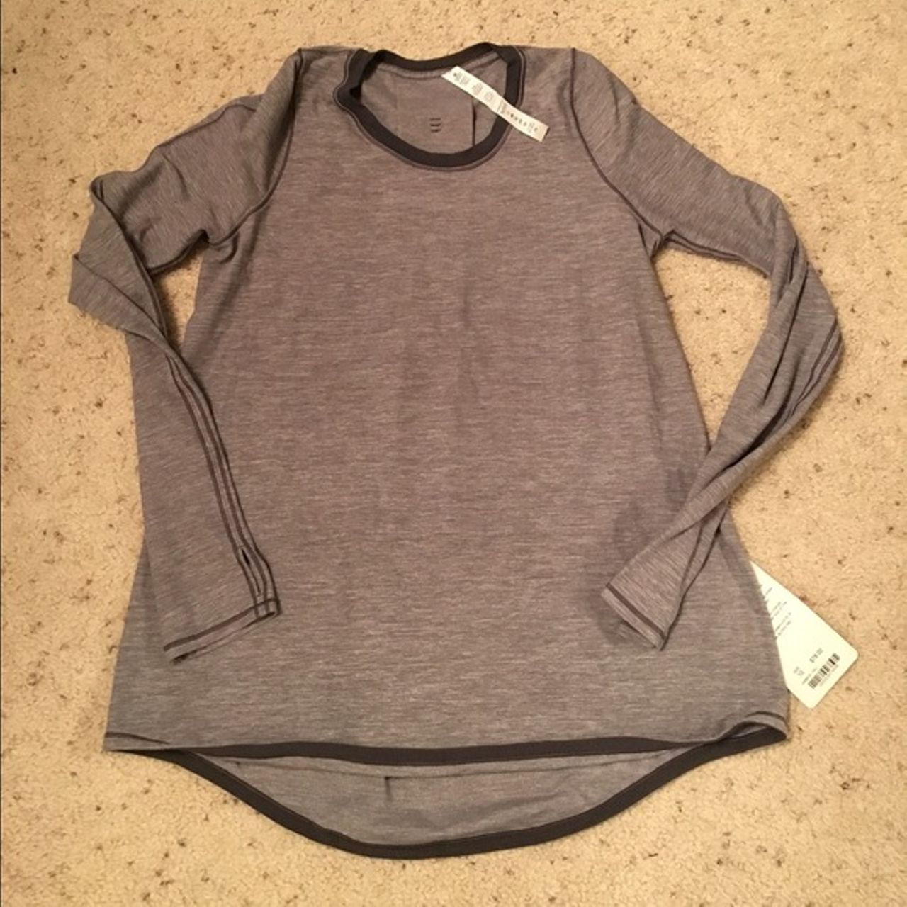 Lululemon Tuck and Flow Long Sleeve - Heathered Soot Light