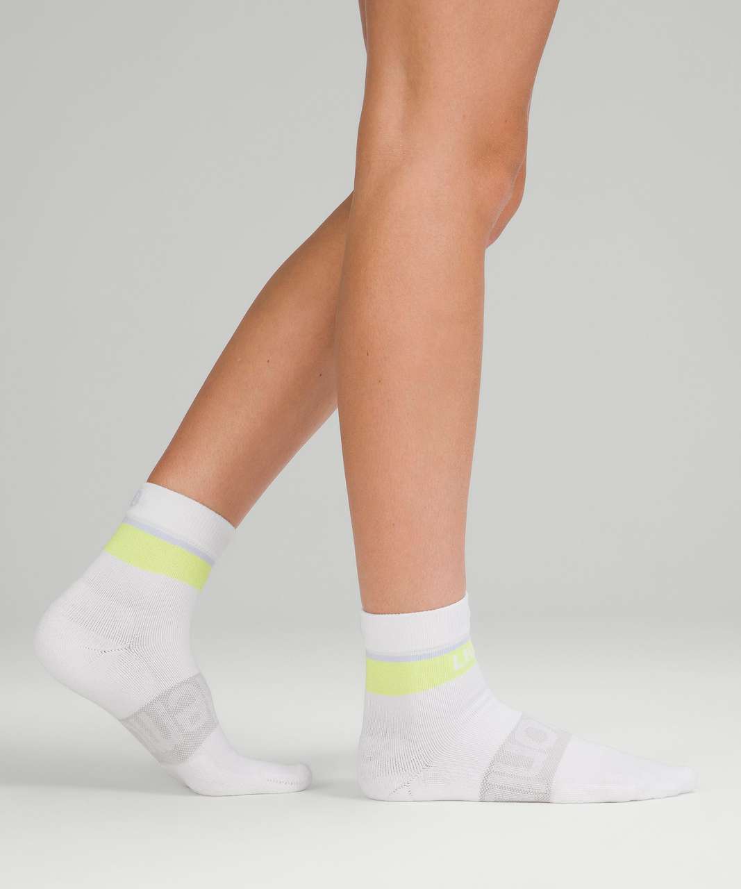 Lululemon Daily Stride Mid-Crew Sock *Stripe - White / Pastel Blue / Warm Apricot