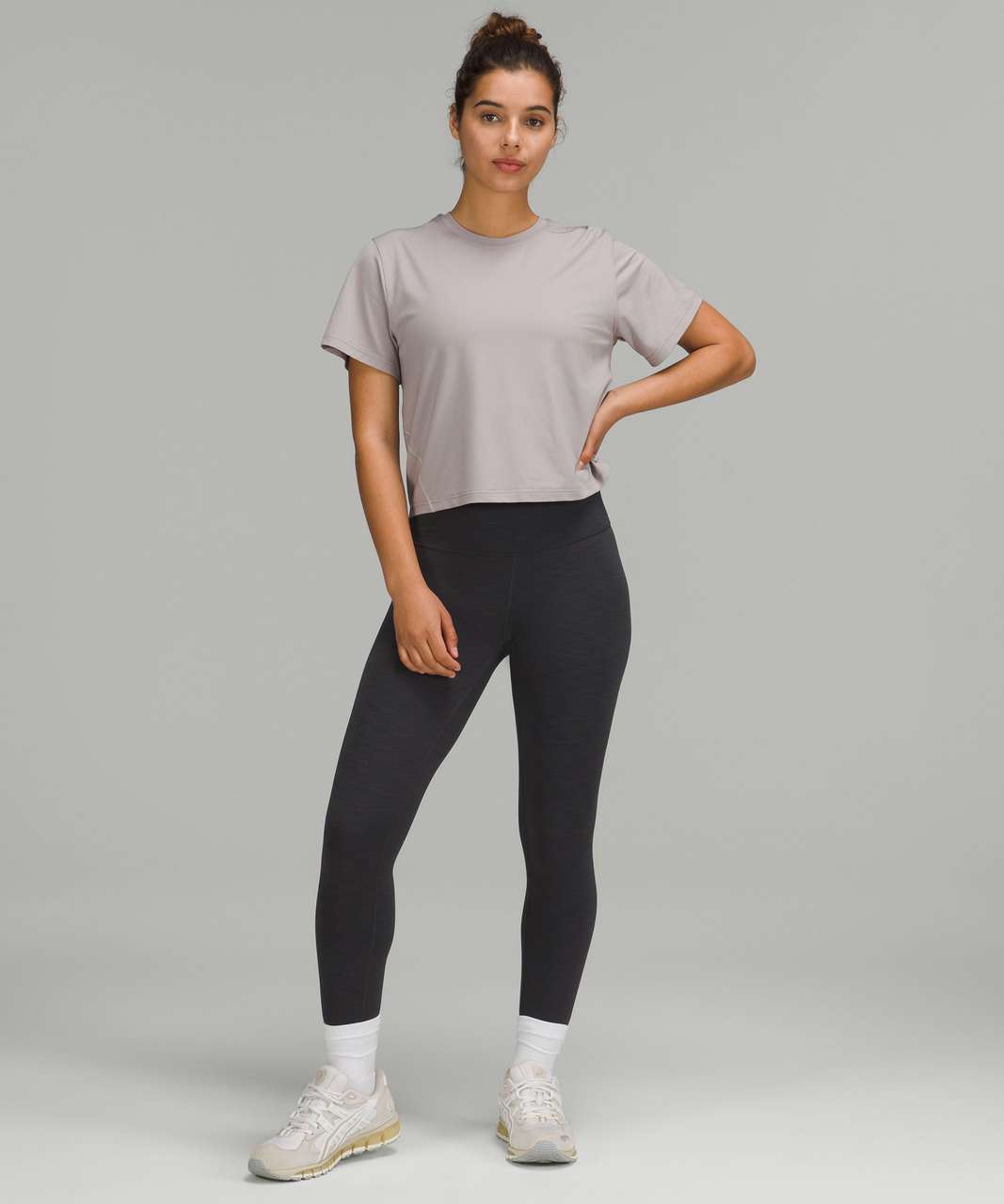 LULULEMON X BARRY'S MAUVE GREY VENTILATED OPEN-BACK TEE – Barry's Shop