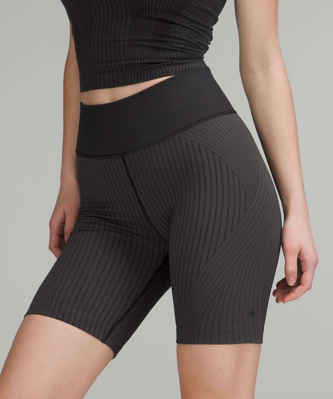 Lululemon Ebb to Street High-Rise Short 8" - Rib Map Black / Graphite Grey