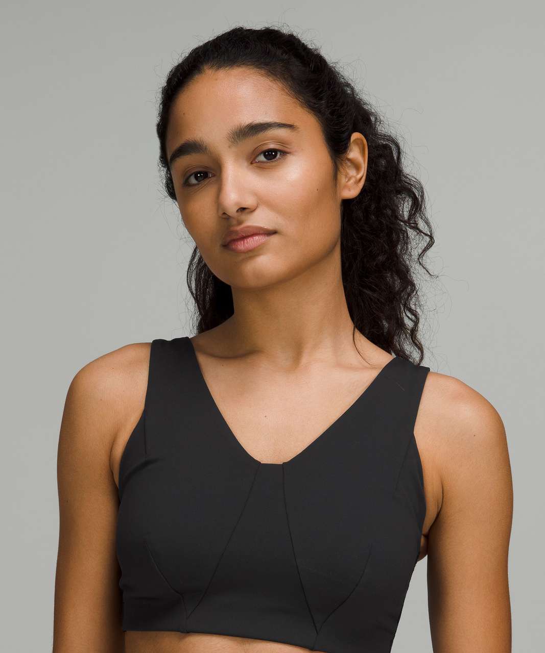 Lululemon Luxtreme V-Neck Train Bra *Medium Support, C/D Cup - Black - lulu  fanatics