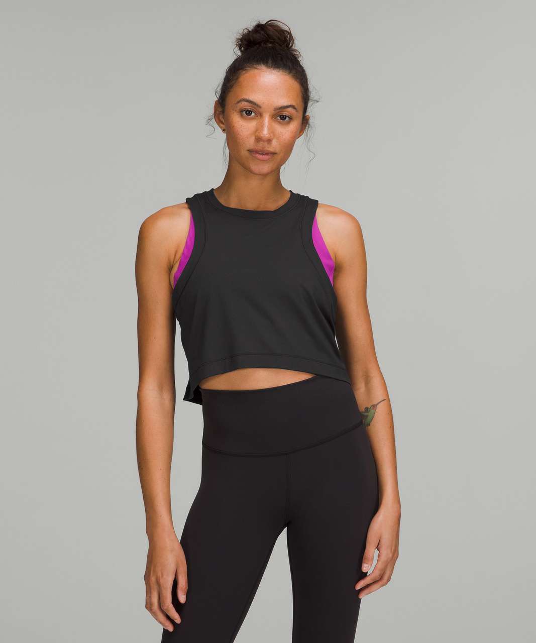 NWT Lululemon Mesh Back Cropped Train Tank Top Ghana