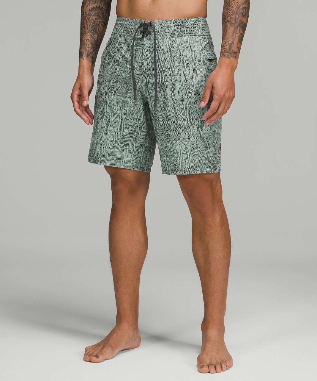 Lou & Grey Signature Softblend Drawstring Shorts