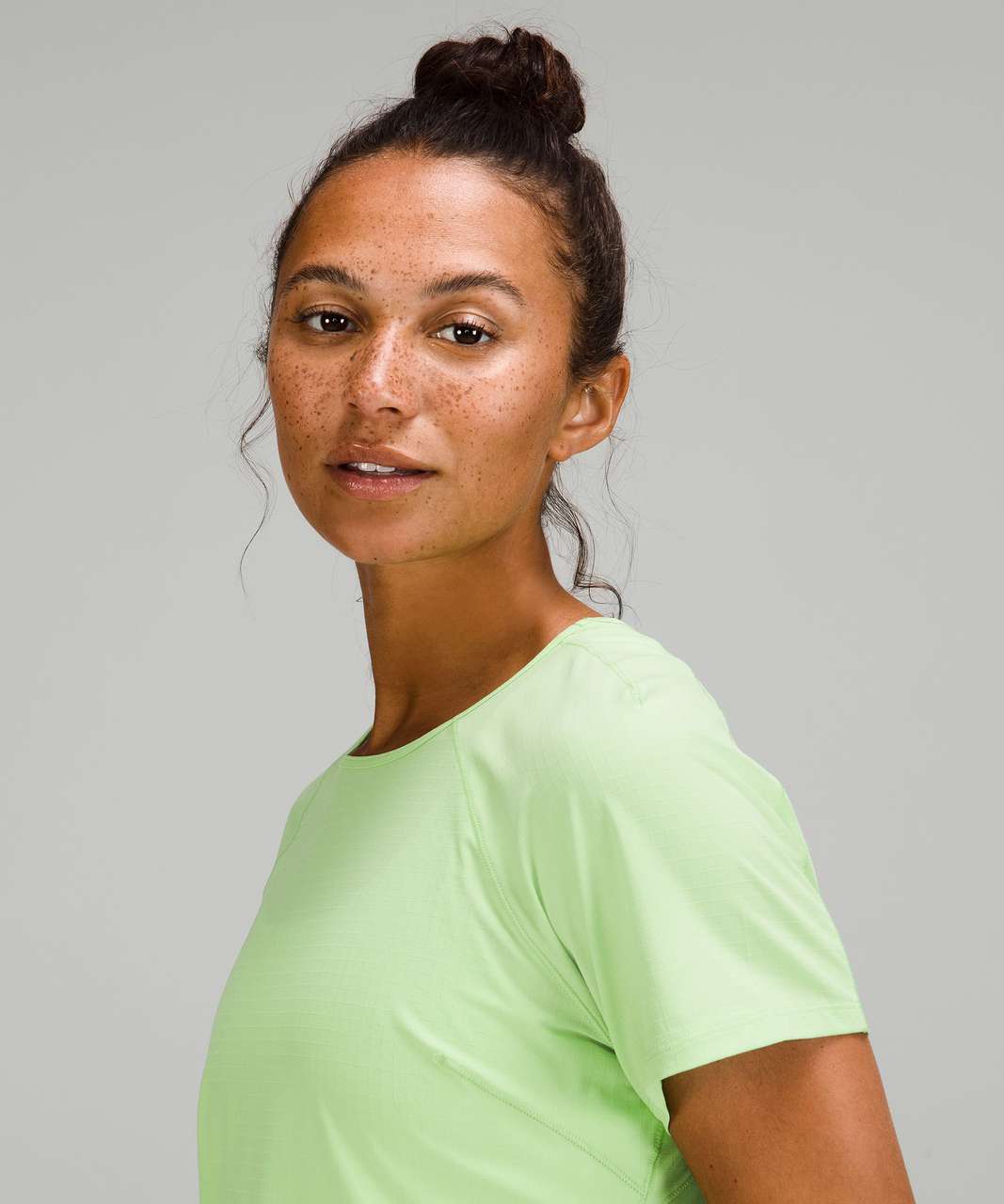 Lululemon Run: Silver Lining Short Sleeve - Very Green / Fresh Teal - lulu  fanatics