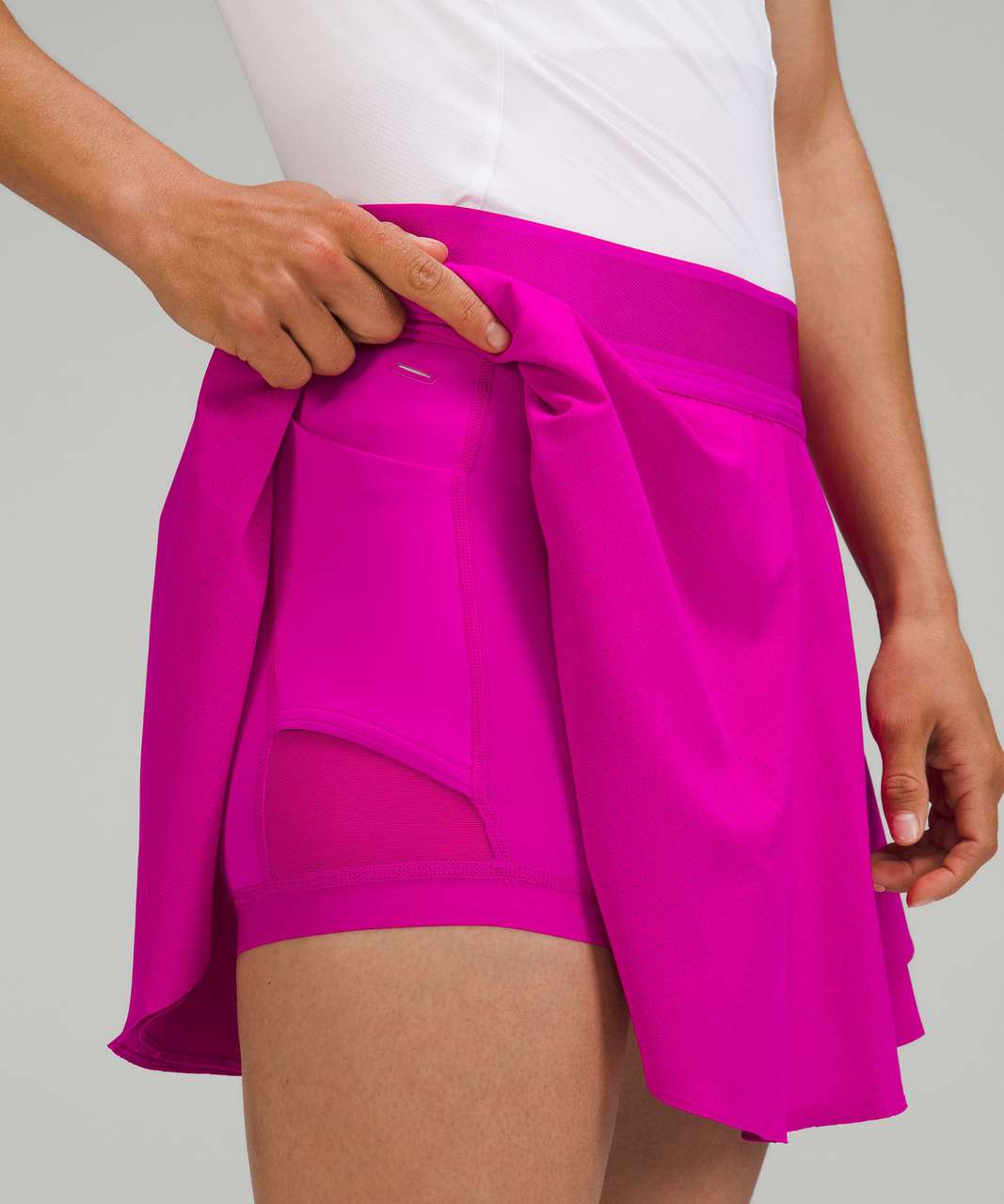 Lululemon Speed Up High-Rise Short 2.5 - Sonic Pink - lulu fanatics